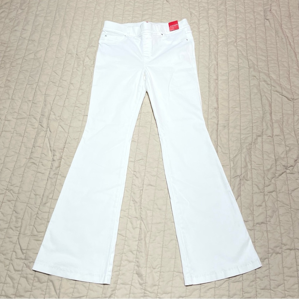 NWT SPANX 20349R Flare in White High Rise Pull-on Stretch Jeans Size Large